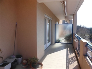 t3 à la location -   42210  MONTROND LES BAINS, surface 85 m2 location t3 - UBI440663039